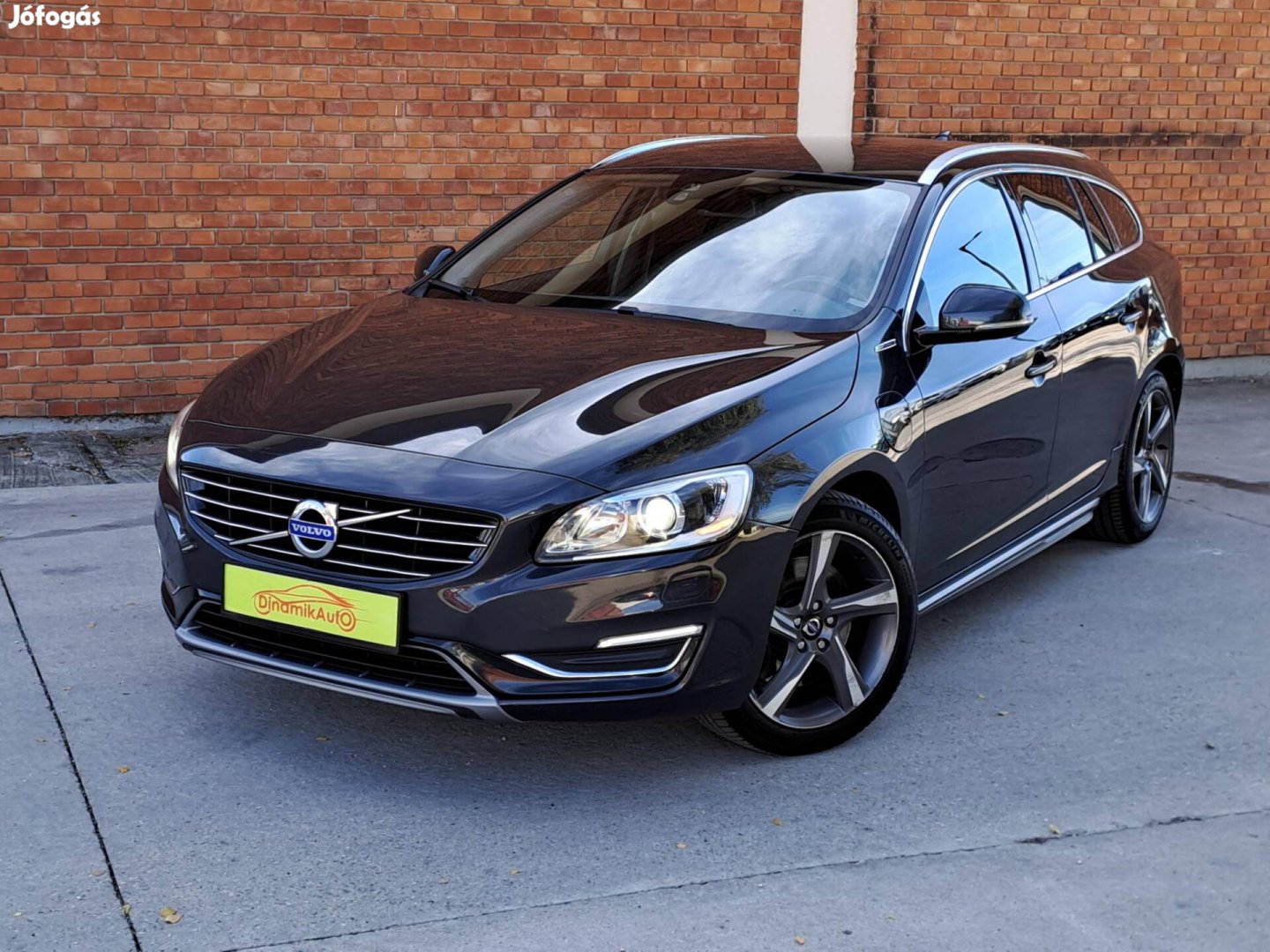 Volvo V60 2.4 D [D6] Phev AWD Summum Geartronic...